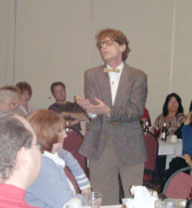 Butch Maxwell as Dexter Small