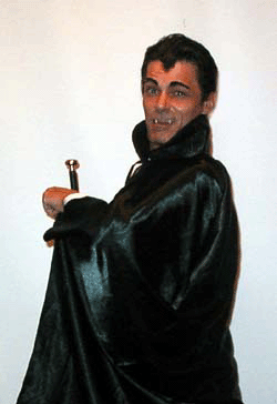 Butch Maxwell as Dragula