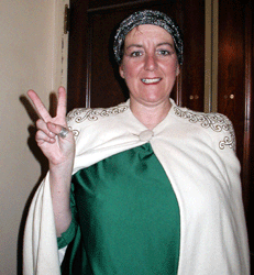 Princess Dahntahnenat shows the ancient mystical Burghian hand-signal for 'two.'